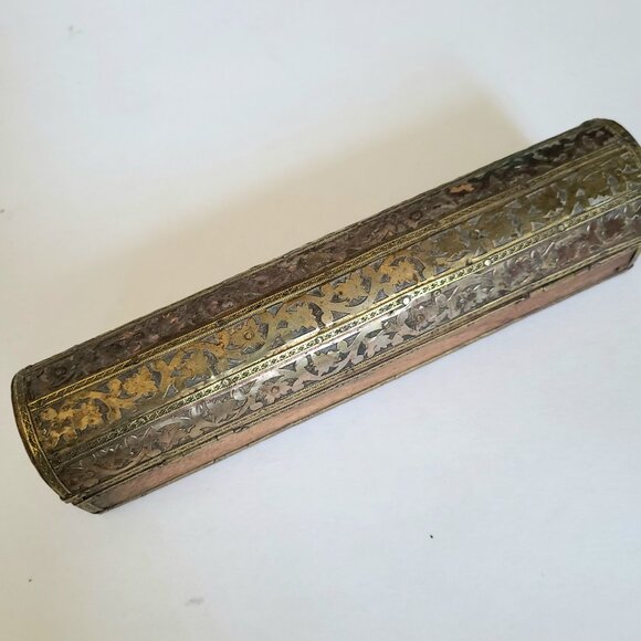 Vintage/Antique hand made with brass leaf details Qalamdan wooden pencil box. - Picture 15 of 15